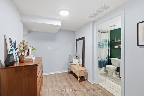 Photo 16 at 916 - 5 Everson Drive, Willowdale East, Toronto