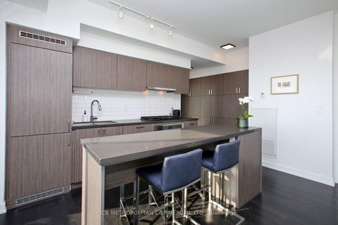 Photo 13 at 1105 - 501 St Clair Avenue W, Casa Loma, Toronto