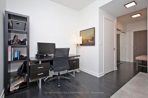 Photo 21 at 1105 - 501 St Clair Avenue W, Casa Loma, Toronto