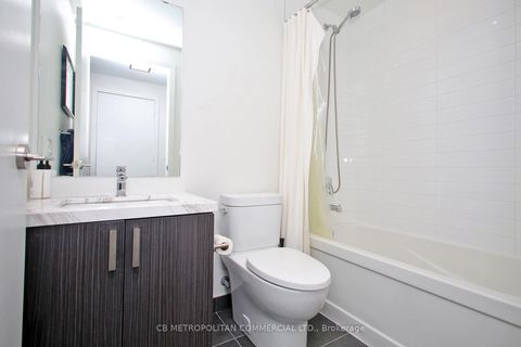 Photo 22 at 1105 - 501 St Clair Avenue W, Casa Loma, Toronto