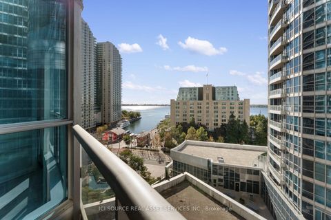 Photo 3 at 911 - 8 York Street, Waterfront Communities C1, Toronto