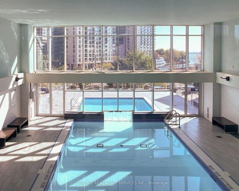 Photo 24 at 911 - 8 York Street, Waterfront Communities C1, Toronto