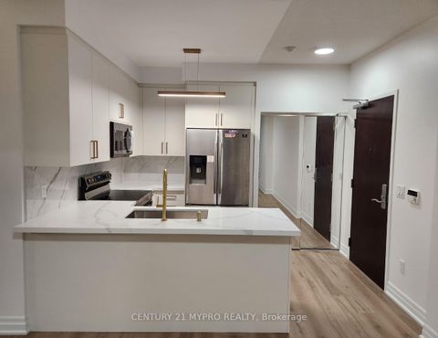 Photo 5 at 3010 - 35 Balmuto Street, Bay Street Corridor, Toronto