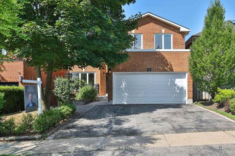 Photo 1 at 27 Green Acres Road, Uplands, Vaughan