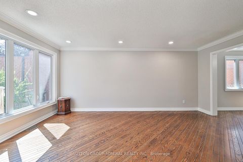 Photo 14 at 27 Green Acres Road, Uplands, Vaughan