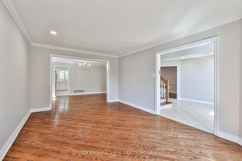 Photo 15 at 27 Green Acres Road, Uplands, Vaughan