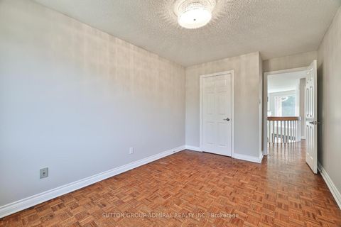 Photo 32 at 27 Green Acres Road, Uplands, Vaughan