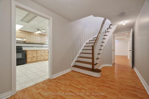 Photo 37 at 27 Green Acres Road, Uplands, Vaughan