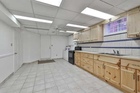 Photo 40 at 27 Green Acres Road, Uplands, Vaughan