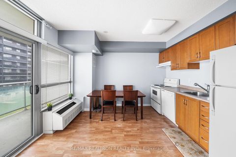 Photo 2 at 405 - 2464 Weston Road, Weston, Toronto