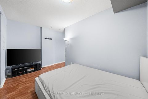 Photo 7 at 405 - 2464 Weston Road, Weston, Toronto