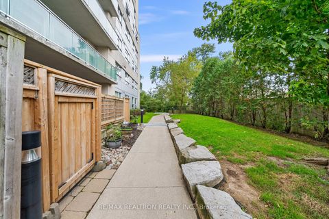 Photo 16 at 405 - 2464 Weston Road, Weston, Toronto
