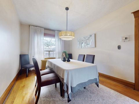 Photo 18 at 371 Strathmore Boulevard, Danforth, Toronto