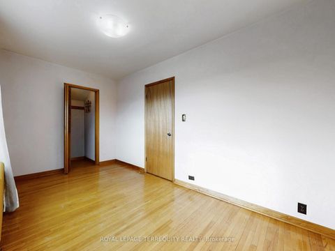 Photo 29 at 371 Strathmore Boulevard, Danforth, Toronto