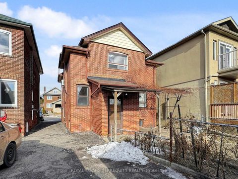 Photo 45 at 371 Strathmore Boulevard, Danforth, Toronto