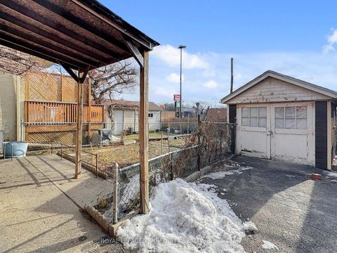 Photo 47 at 371 Strathmore Boulevard, Danforth, Toronto