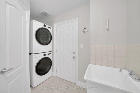 Photo 17 at 57 Deepsprings Crescent, Vellore Village, Vaughan