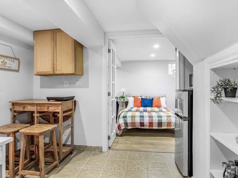 Photo 16 at 226 Broadway Avenue, Mount Pleasant East, Toronto