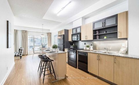 Photo 5 at 203 - 350 Wellington Street W, Waterfront Communities C1, Toronto