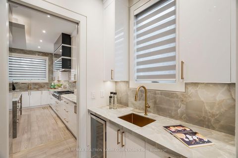 Photo 10 at 49 Abitibi Avenue, Newtonbrook East, Toronto