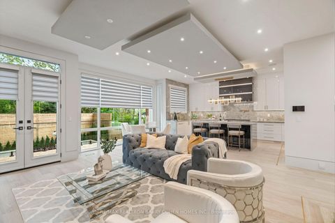 Photo 14 at 49 Abitibi Avenue, Newtonbrook East, Toronto