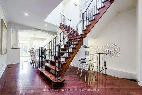 Photo 5 at 329 Lippincott Street, University, Toronto