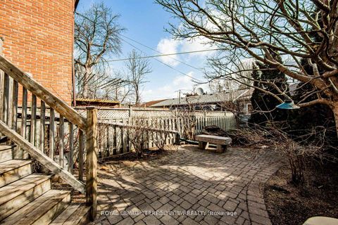 Photo 29 at 329 Lippincott Street, University, Toronto