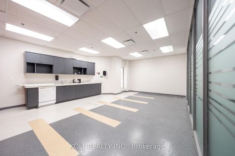 Photo 4 at 50 Novopharm Court, Malvern, Toronto