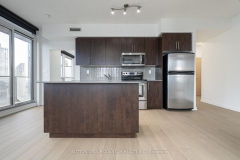Photo 4 at 3805 - 65 Bremner Boulevard, Waterfront Communities C1, Toronto