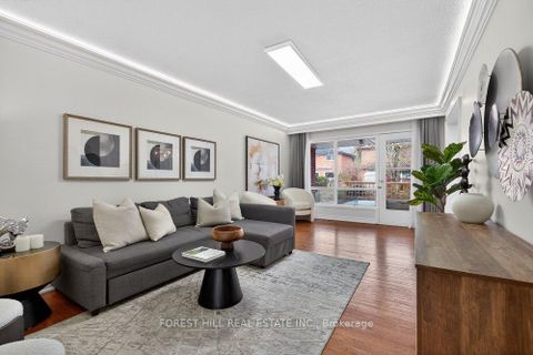 Photo 0 at 26 Fontainbleau Drive, Newtonbrook West, Toronto