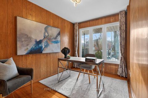 Photo 11 at 26 Fontainbleau Drive, Newtonbrook West, Toronto