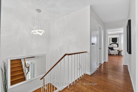 Photo 12 at 26 Fontainbleau Drive, Newtonbrook West, Toronto