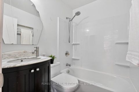 Photo 15 at 26 Fontainbleau Drive, Newtonbrook West, Toronto