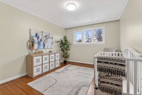 Photo 18 at 26 Fontainbleau Drive, Newtonbrook West, Toronto