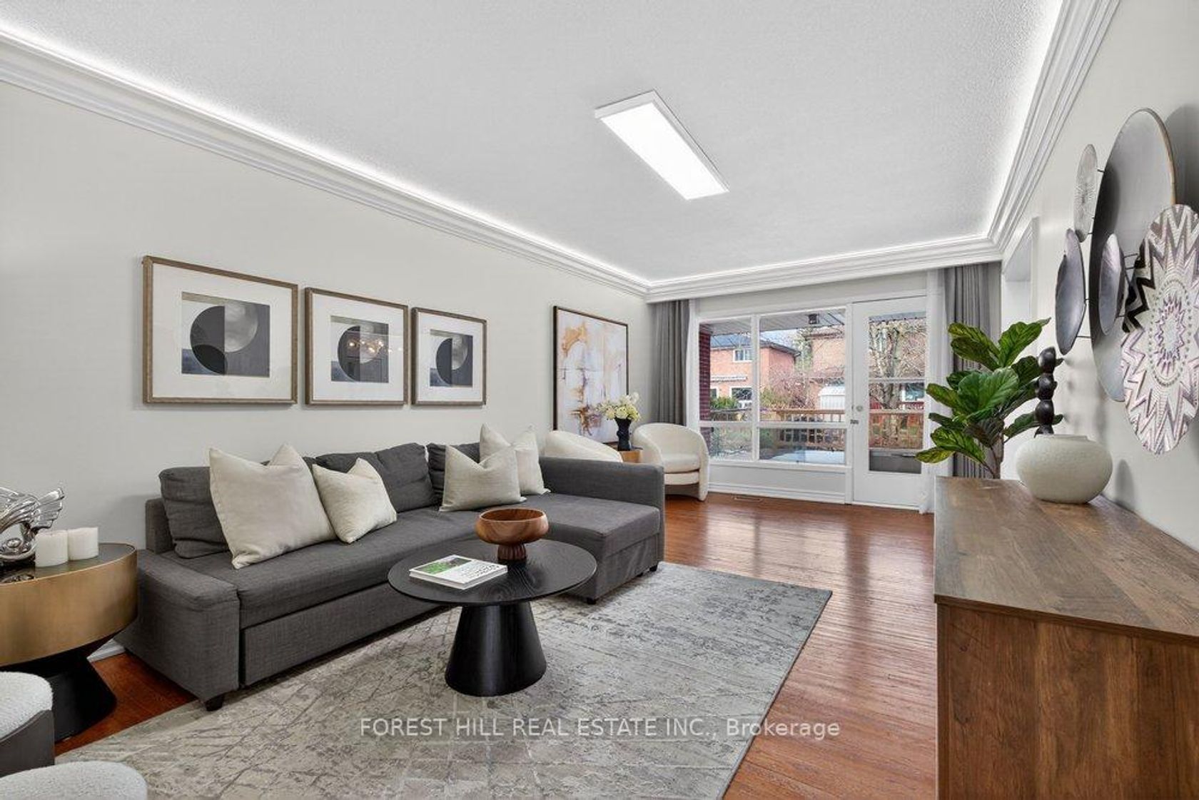 26 Fontainbleau Drive, Newtonbrook West, Toronto 