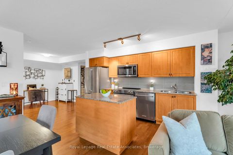 Photo 6 at 583 - 209 Fort York Boulevard, Niagara, Toronto