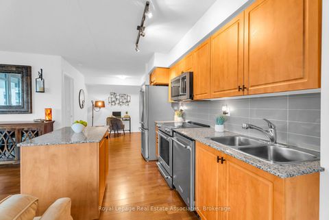 Photo 7 at 583 - 209 Fort York Boulevard, Niagara, Toronto