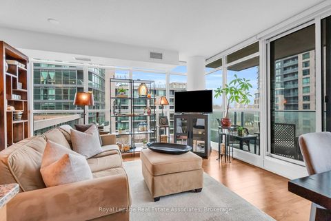 Photo 9 at 583 - 209 Fort York Boulevard, Niagara, Toronto