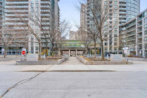 Photo 32 at 583 - 209 Fort York Boulevard, Niagara, Toronto