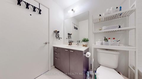 Photo 16 at 3111 - 30 Roehampton Avenue, Mount Pleasant West, Toronto