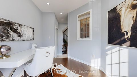 Photo 6 at 8 Casely Avenue, Rural Richmond Hill, Richmond Hill