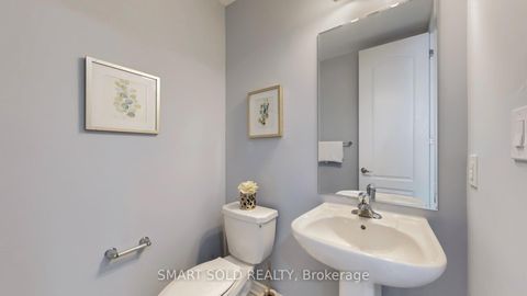 Photo 20 at 8 Casely Avenue, Rural Richmond Hill, Richmond Hill