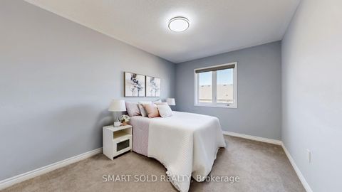 Photo 26 at 8 Casely Avenue, Rural Richmond Hill, Richmond Hill