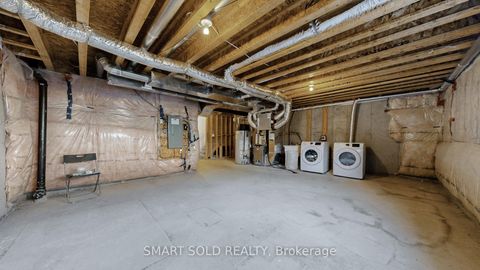 Photo 36 at 8 Casely Avenue, Rural Richmond Hill, Richmond Hill