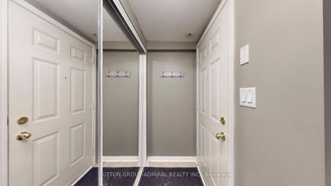 Photo 4 at 516 - 3 Everson Drive, Willowdale East, Toronto