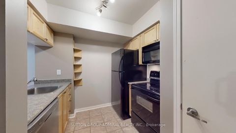 Photo 11 at 516 - 3 Everson Drive, Willowdale East, Toronto