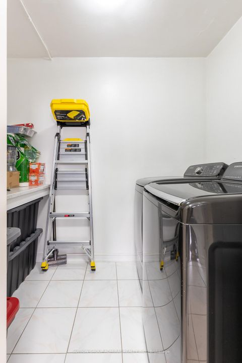 Photo 23 at 712 - 25 Four Winds Drive, York University Heights, Toronto