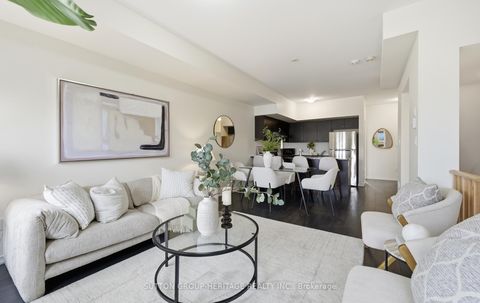 Photo 6 at 44 - 209 Danzatore Path, Windfields, Oshawa