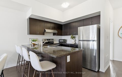 Photo 8 at 44 - 209 Danzatore Path, Windfields, Oshawa