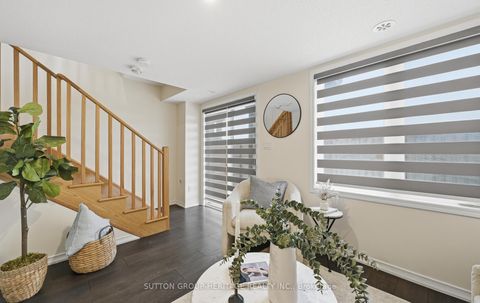 Photo 26 at 44 - 209 Danzatore Path, Windfields, Oshawa